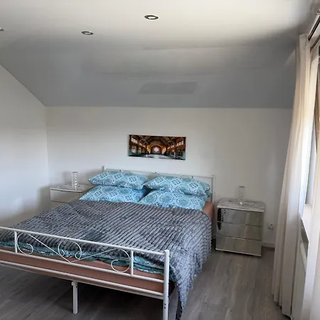 דירה Moderne 3 In Der Eifel - Ideal Fuer Familien Und Geschaeftsreisende מכרניך